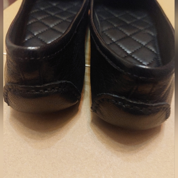 Michael Kors Leather Women's Black Flats Size - 5 - Picture 3 of 5